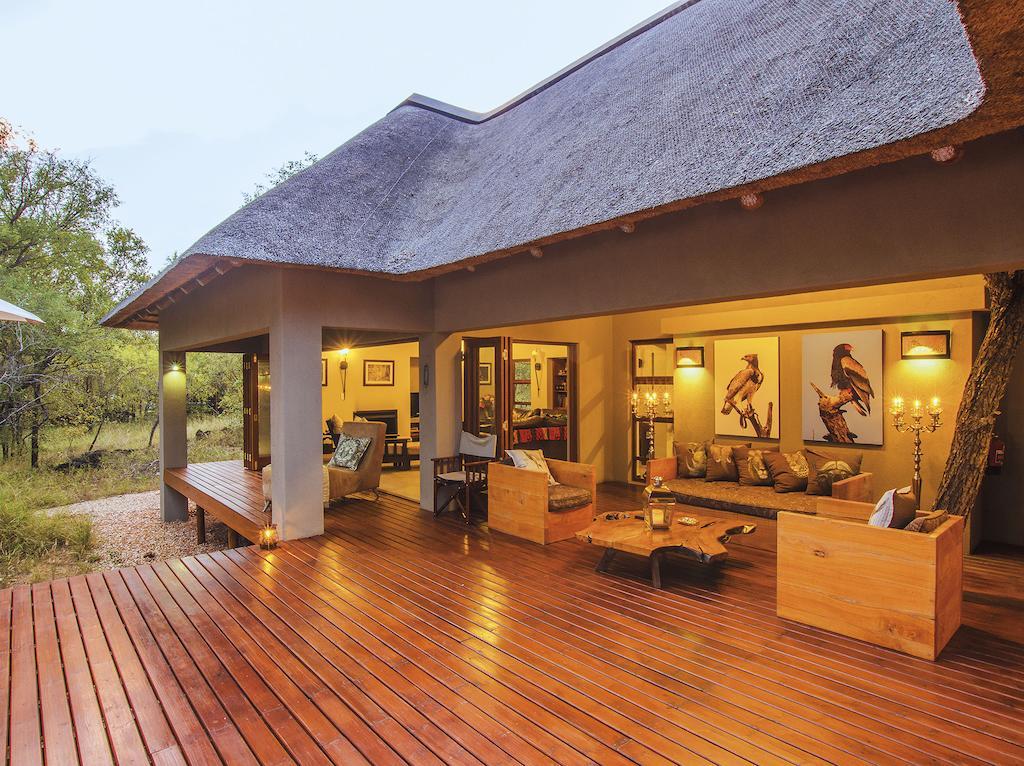 Raptor Retreat Game Lodge โฮดสปรูท ภายนอก รูปภาพ
