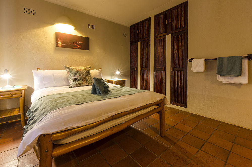 Raptor Retreat Game Lodge โฮดสปรูท ภายนอก รูปภาพ