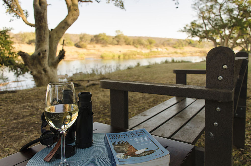 Raptor Retreat Game Lodge โฮดสปรูท ภายนอก รูปภาพ