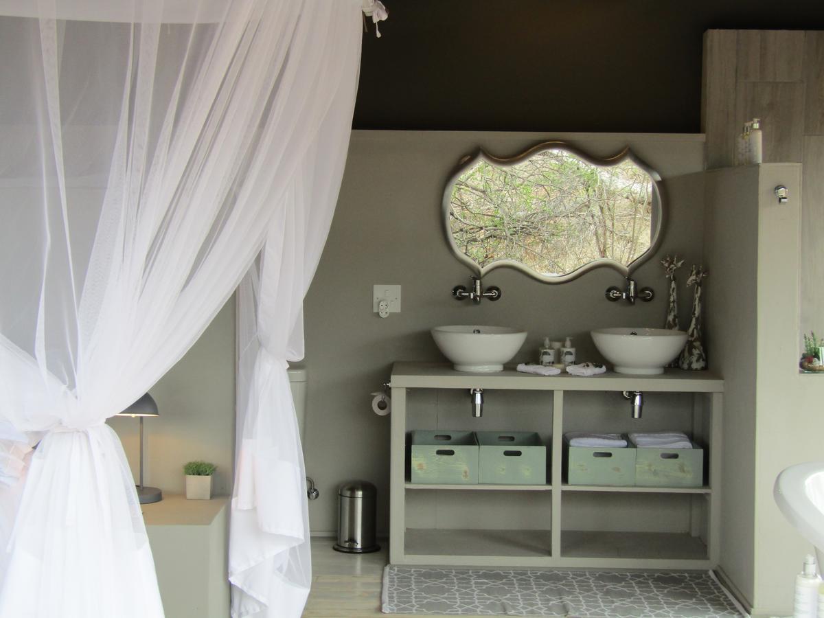 Raptor Retreat Game Lodge โฮดสปรูท ภายนอก รูปภาพ